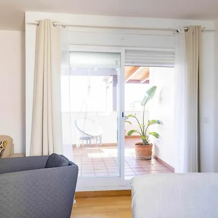 Atico Con Vistas Al Mar Piscina Y Parking * Malaga