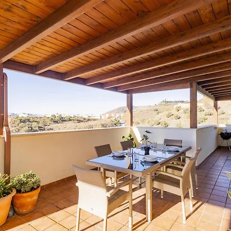 Atico Con Vistas Al Mar Piscina Y Parking Apartment